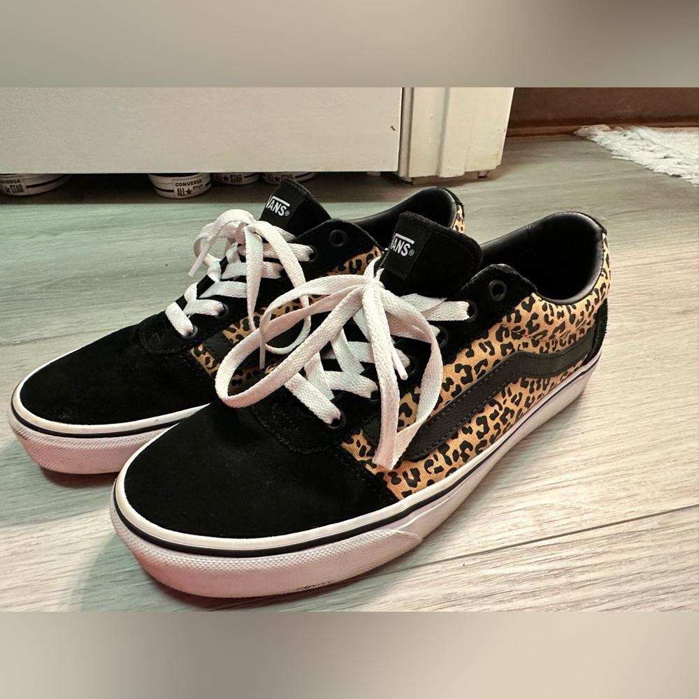 Vans Leopard Print and Black Womens 9.5
